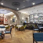 Solun 的里雅斯特