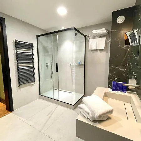 Solun Hotel 4*