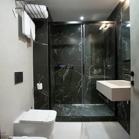 Solun Hotell